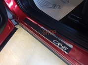 Накладки на пороги с логотипом для Mazda  CX-5 2017- Carbon